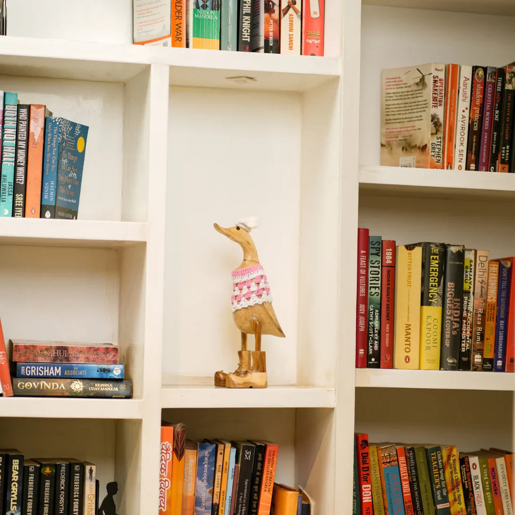 TIMBER KALA'S SMALL KNIGHT PINK WHITE SWAGGER DUCKS FOR DECOR