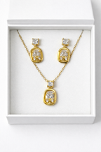 Royal Oval Solitaire Pendant & Earrings Set