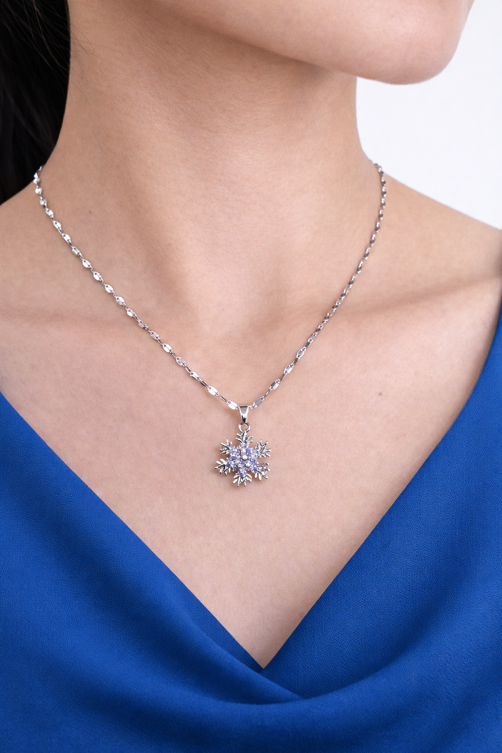 Sparkling Silver Snowflake Pendant with Amethyst Center