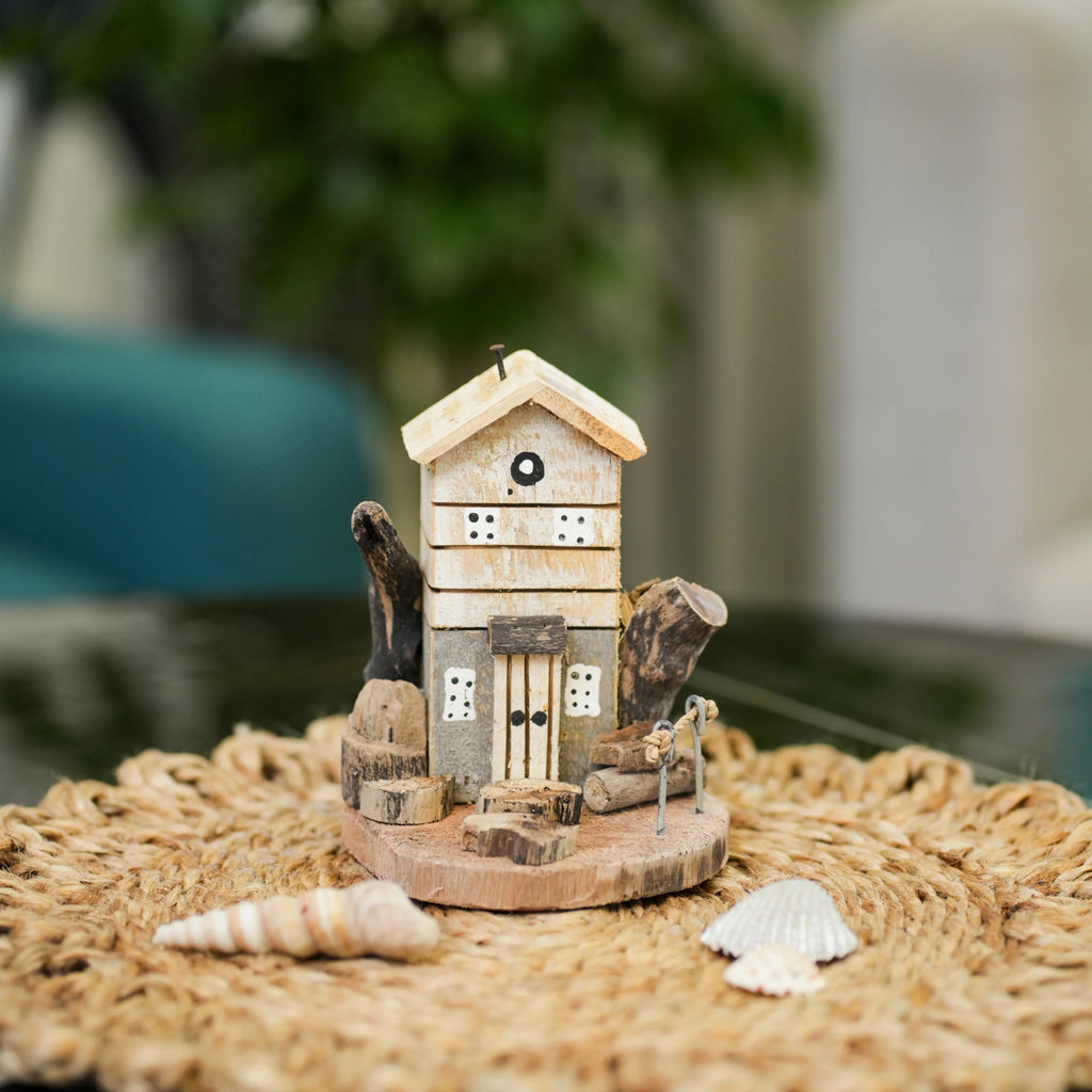 TIMBER KALA'S DRIFTWOOD WOODEN HOUSE WITH ROOF FOR DECOR