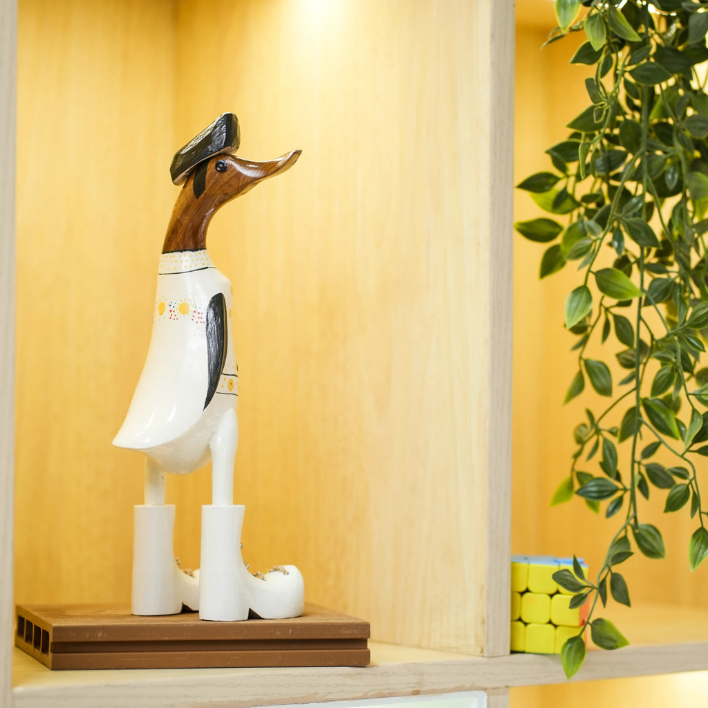 TIMBER KALA'S SMALL ELVIS PRESLEY SWAGGER DUCKS FOR DECOR