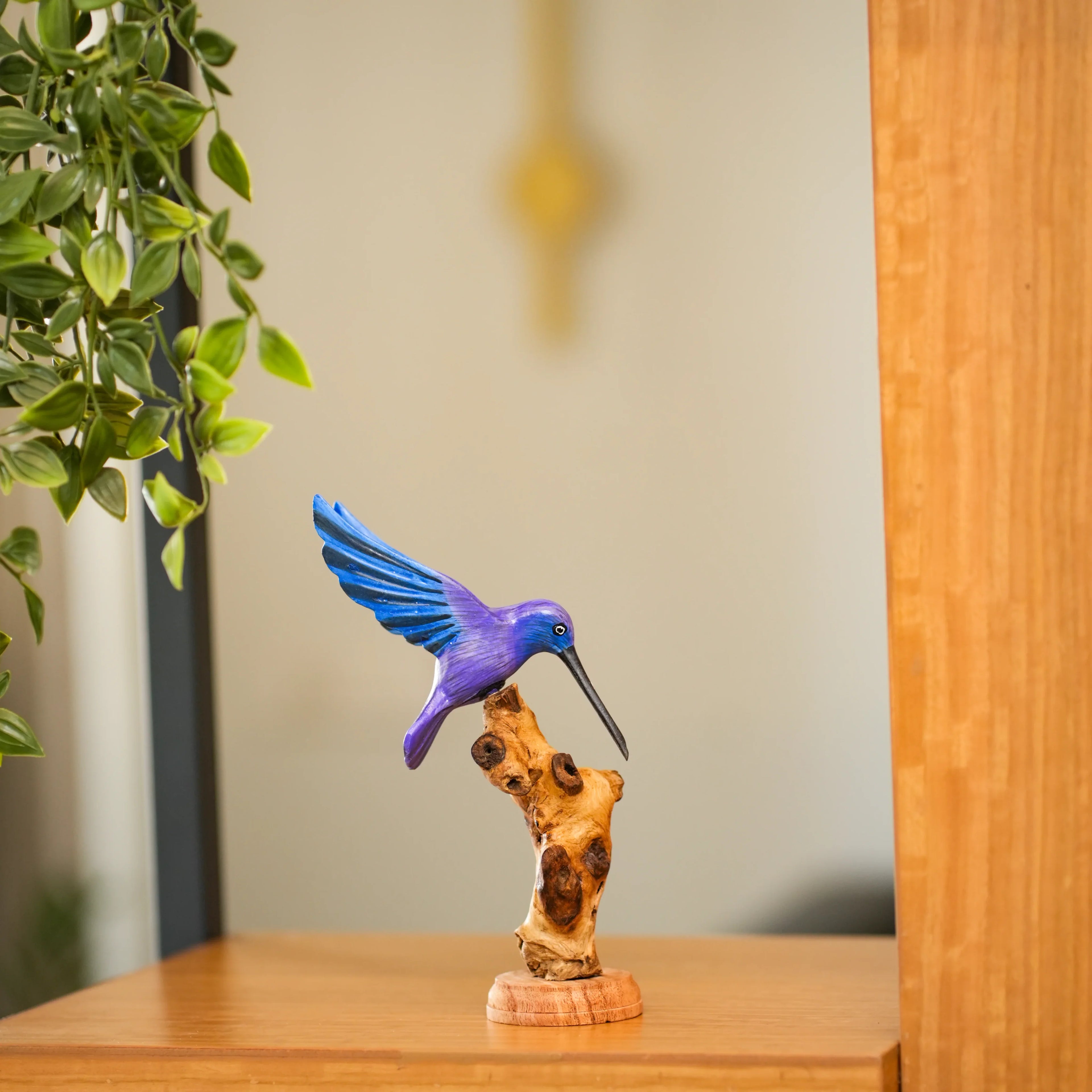 TIMBER KALA'S HUMMING BIRD ON DRIFTWOOD FOR DECOR