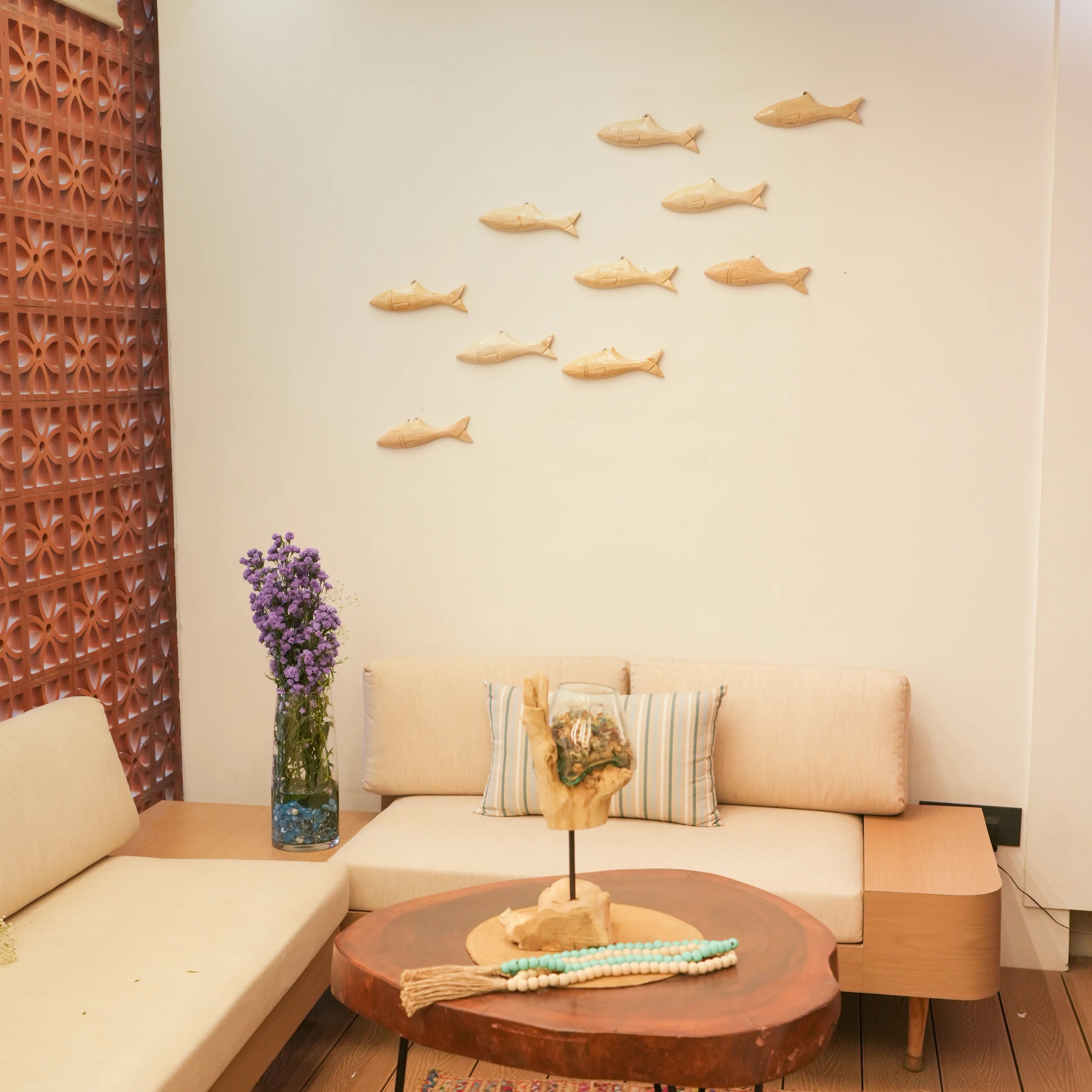 TIMBER KALA'S SINGLE WOODEN FISH FOR DECOR