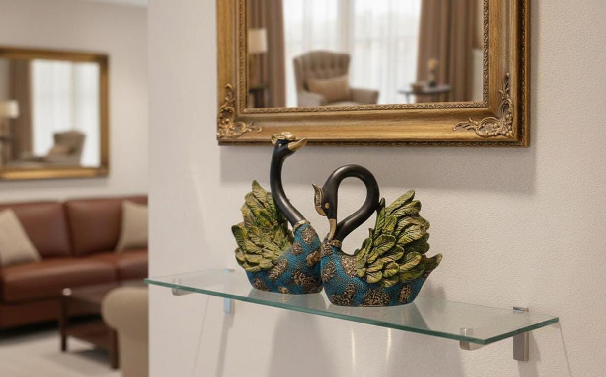 Elegant Swan Couple Figurines (Set of 2) – Textured Resin Love Birds